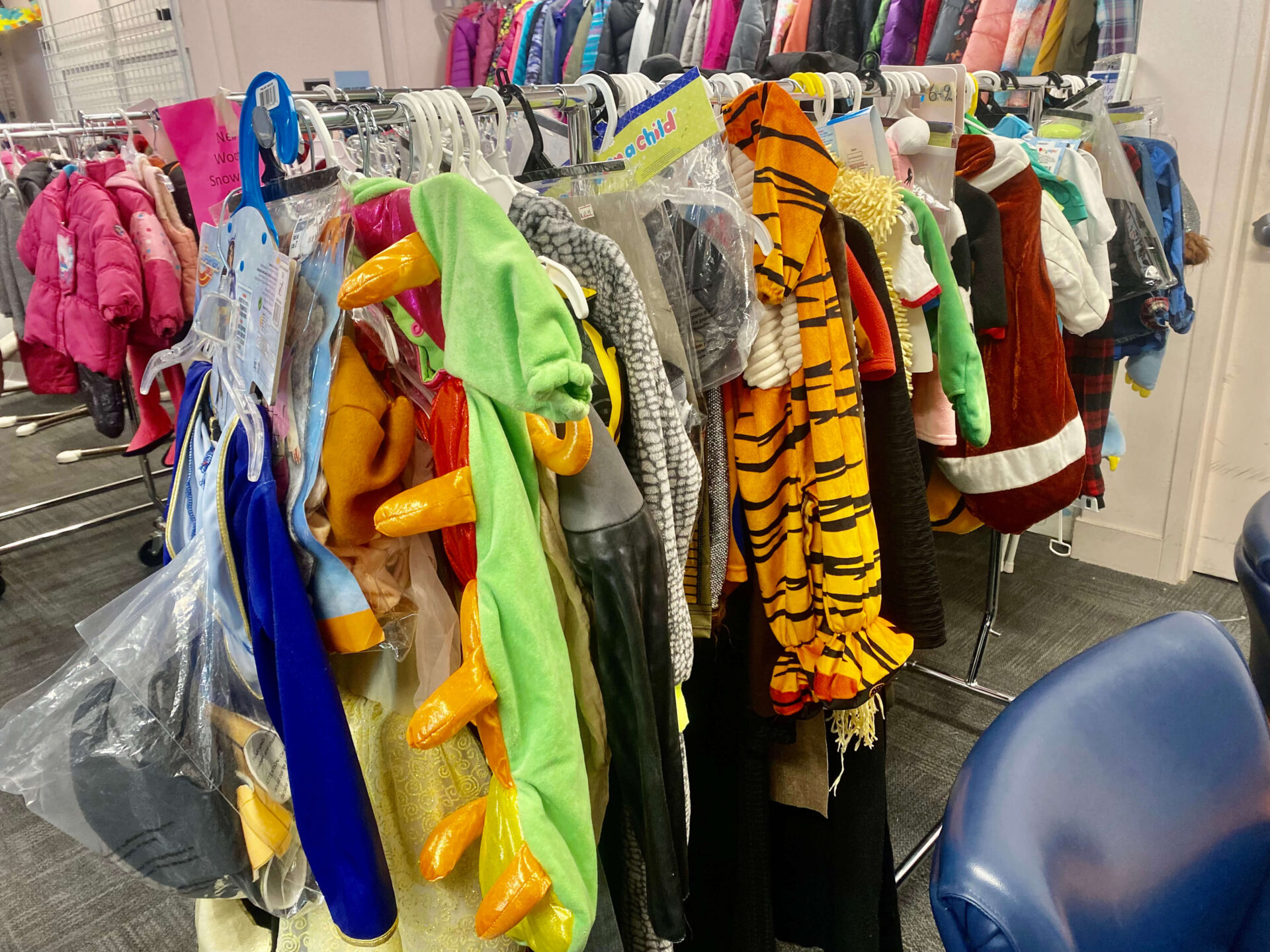 仮装して楽しもう！ケロウナでハロウィーンコスチュームを買えるお店まとめ ケロウナ info.jp