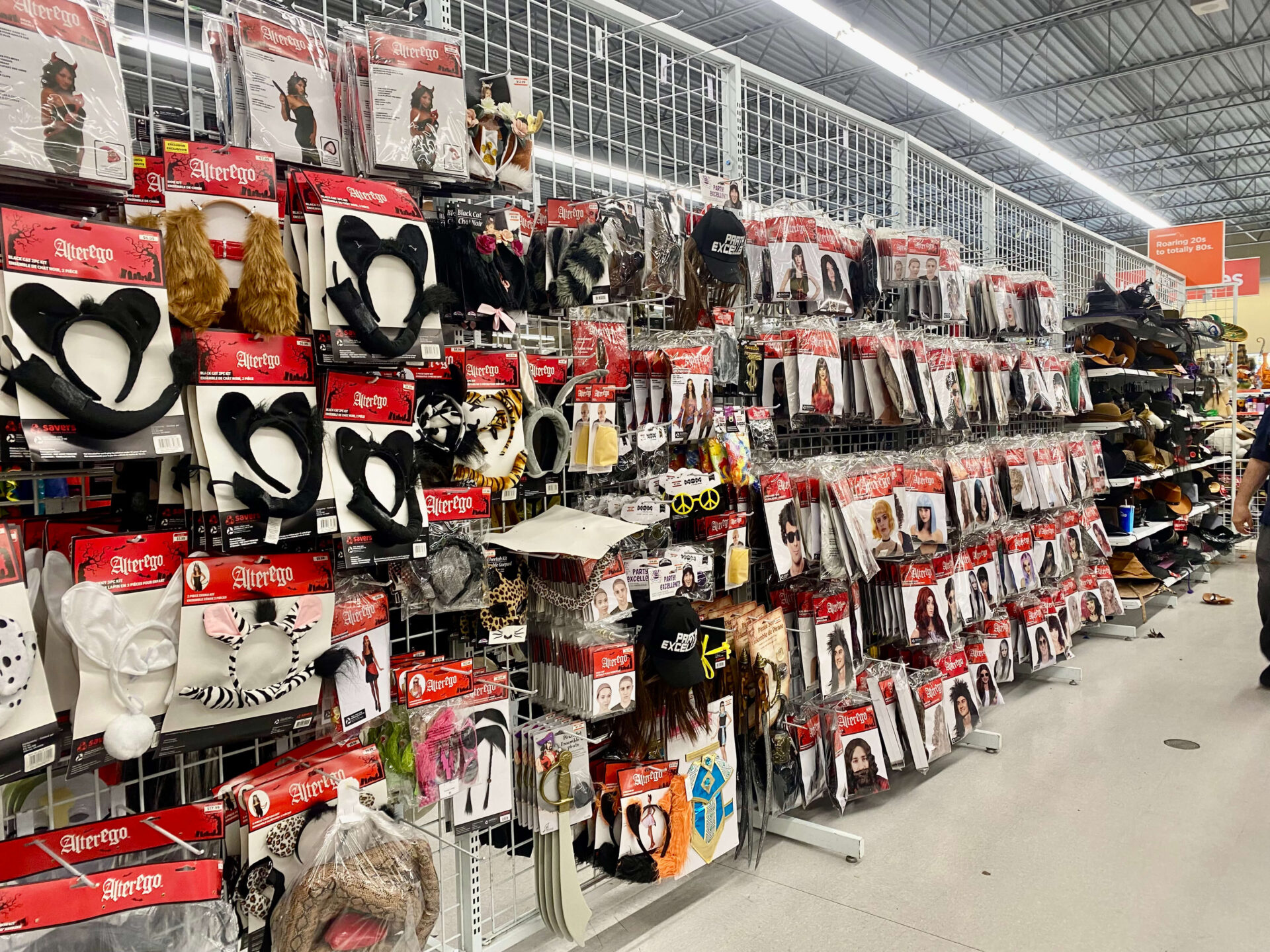 仮装して楽しもう！ケロウナでハロウィーンコスチュームを買えるお店まとめ ケロウナ info.jp